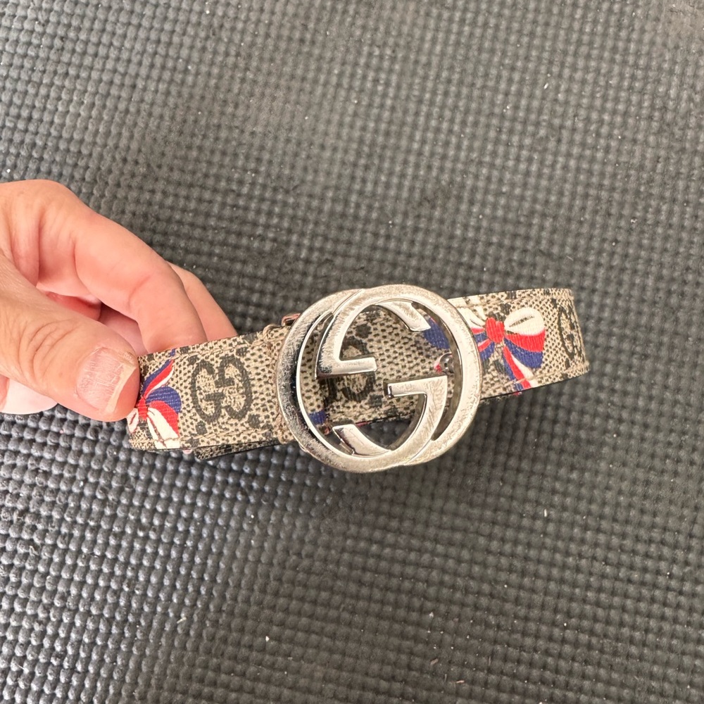 Authentic Gucci Beige Belt with Red and Blue Accents